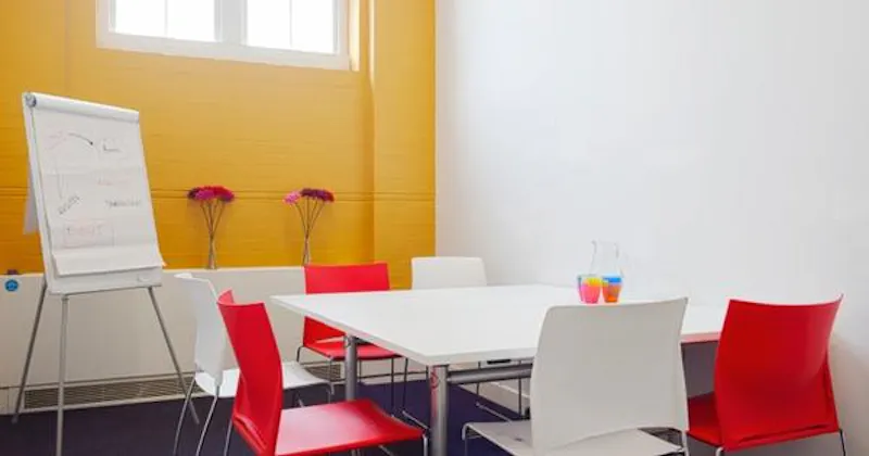 Colourful Angel school/studio, Q95 (photo 41)