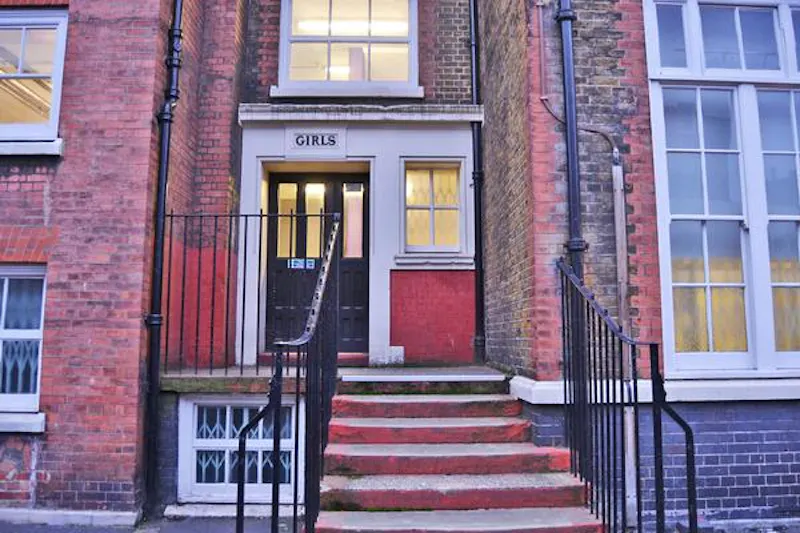 Colourful Angel school/studio, Q95 (photo 49)