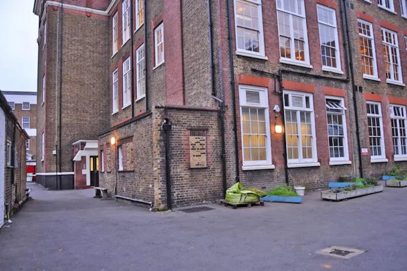 Colourful Angel school/studio, Q95 (photo 51)