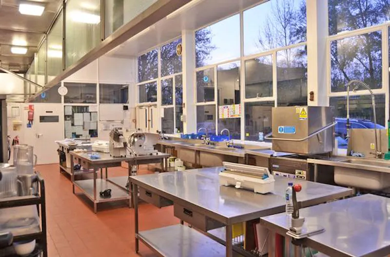 Modern Dulwich School, J212 (photo 13)