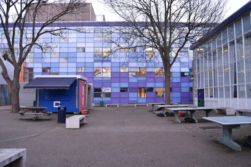 Modern Dulwich School, J212 (photo 49)