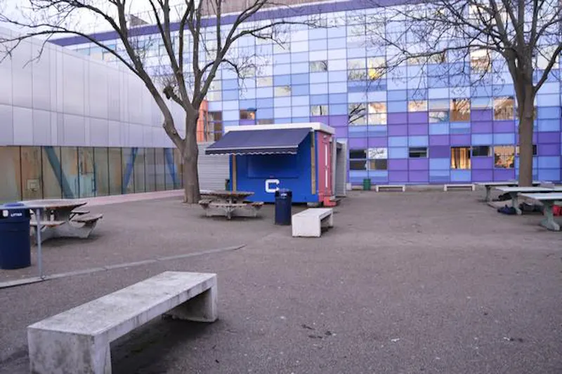 Modern Dulwich School, J212 (photo 50)