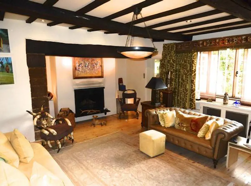 Beams at Tudor Cheshire country home, M291 (photo 2)