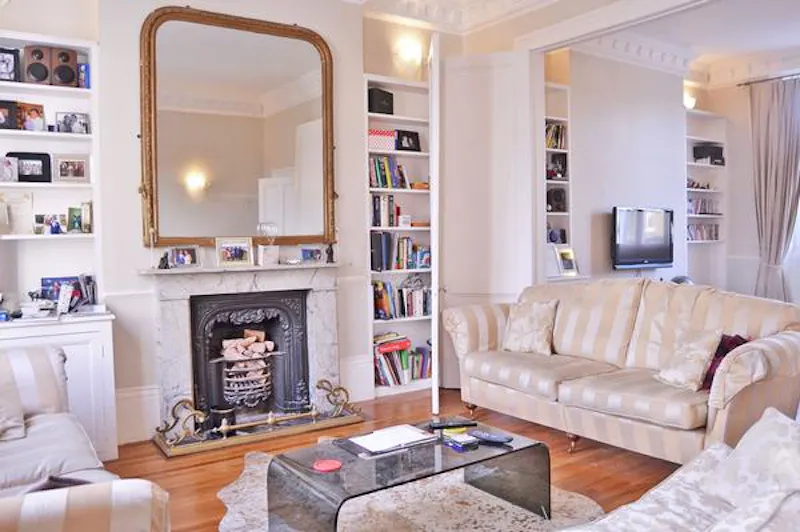 Through drawing room at Stunning Islington townhouse, B1658 (photo 13)