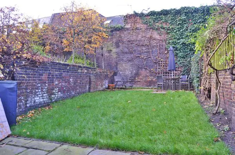 Garden at Stunning Islington townhouse, B1658 (photo 29)