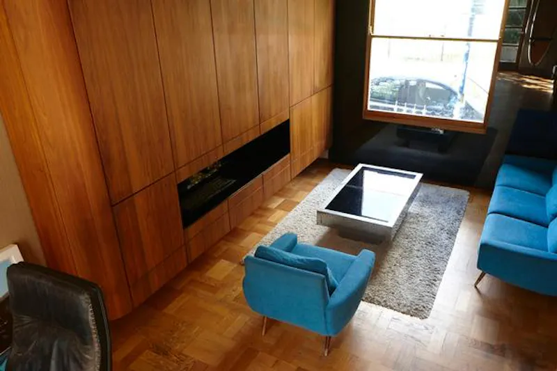 Cool, retro Bow house, B1659 (photo 4)