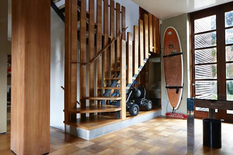 Cool, retro Bow house, B1659 (photo 3)