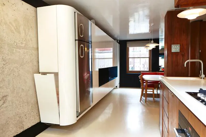 Cool, retro Bow house, B1659 (photo 17)