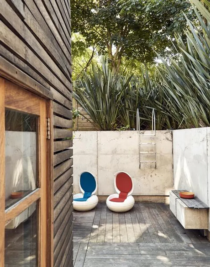 Cool, retro Bow house, B1659 (photo 34)