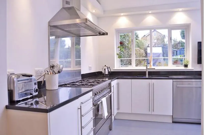Stylish Wandsworth house, B1661 (photo 14)