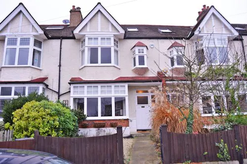 Smart Wandsworth home, B1662