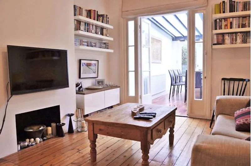 Living Room at Smart Wandsworth home, B1662 (photo 12)
