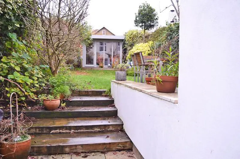 Smart Wandsworth home, B1662 (photo 29)
