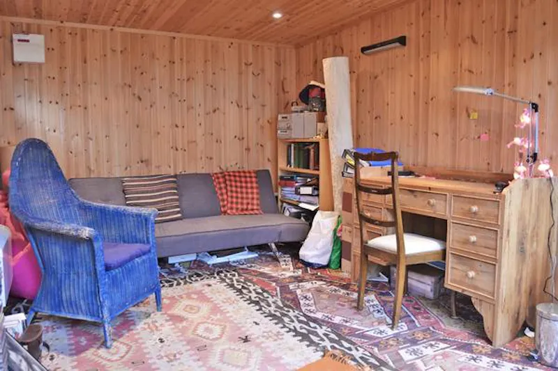 Panelling at Smart Wandsworth home, B1662 (photo 33)