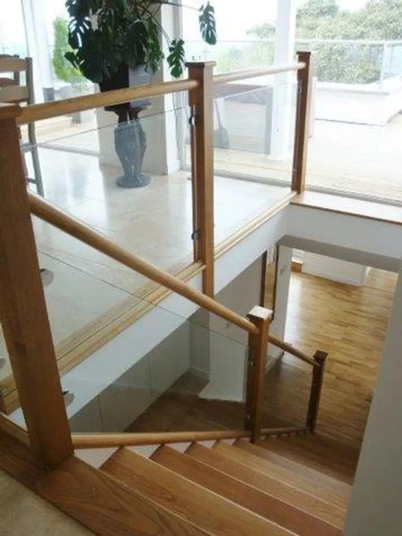 Hillside modern home near Bristol, K400 (photo 13)