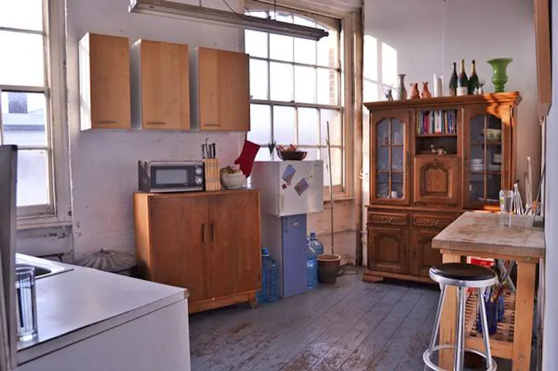 Kitchen at Haggerston flat and music studio, F1071 (photo 11)