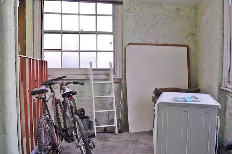 Haggerston flat and music studio, F1071 (photo 31)