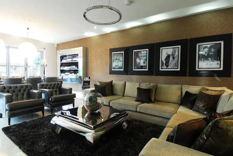 Luxurious Leeds house, D2209 (photo 3)