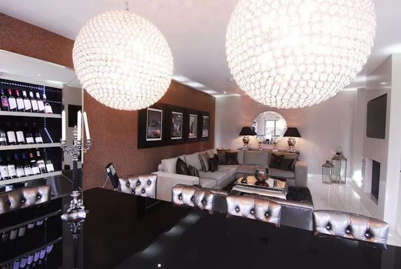 Luxurious Leeds house, D2209 (photo 15)