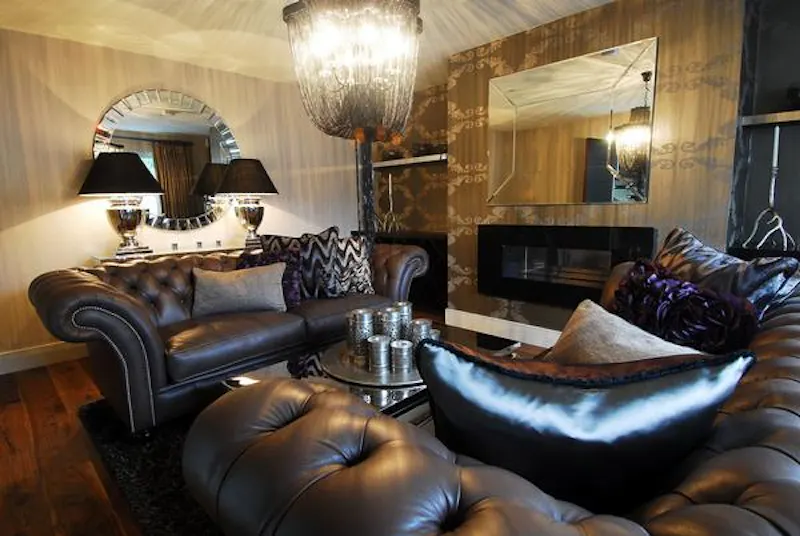 Drawing room at Luxurious Leeds house, D2209 (photo 18)
