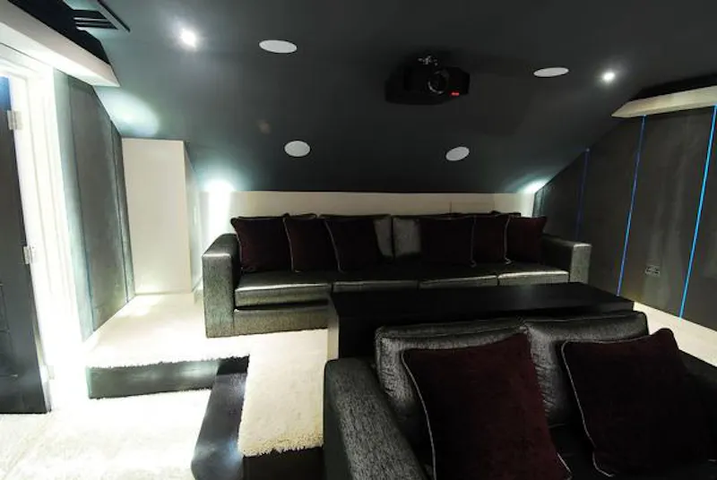 Luxurious Leeds house, D2209 (photo 38)