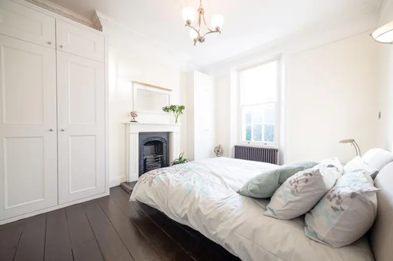 Bedroom at Spacious Chelsea townhouse, A1375 (photo 27)
