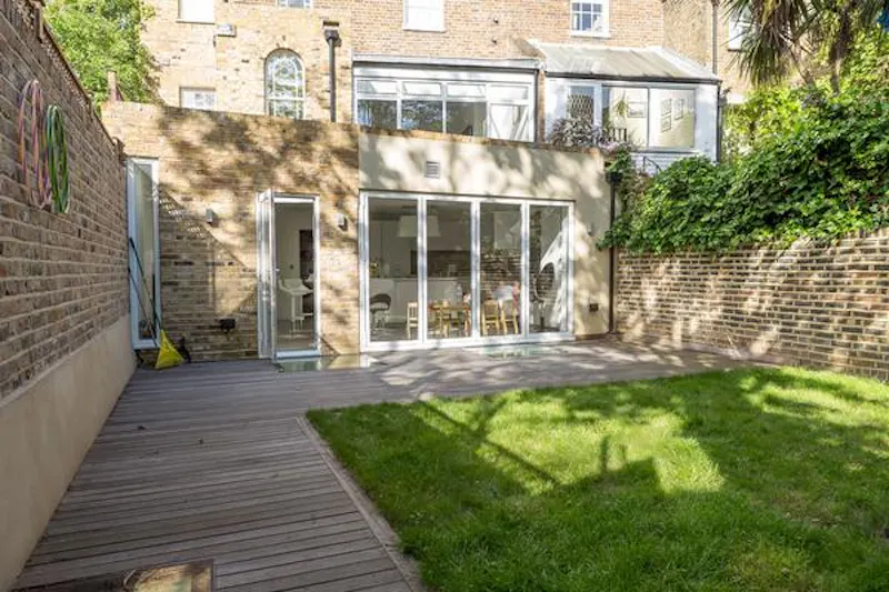 Garden at Spacious Chelsea townhouse, A1375 (photo 42)