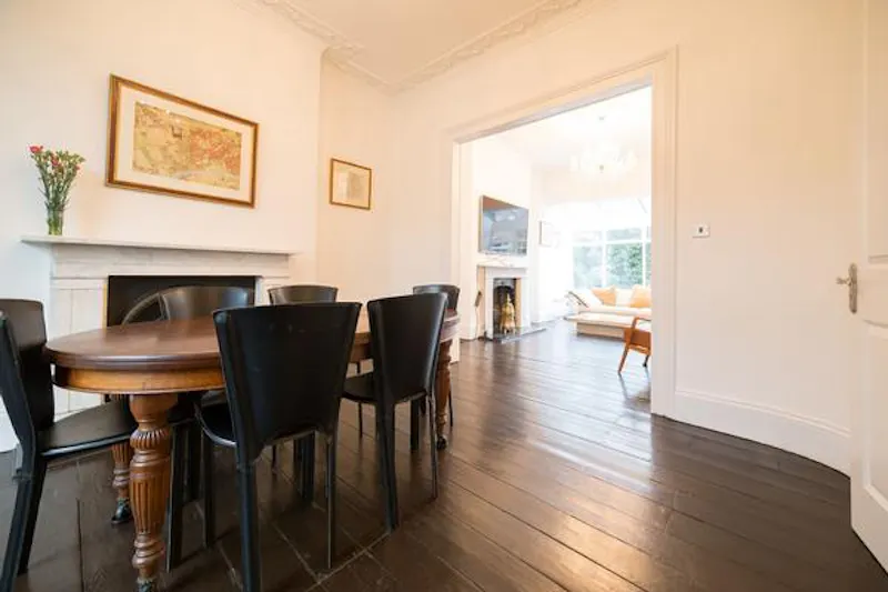 Dining room at Spacious Chelsea townhouse, A1375 (photo 63)