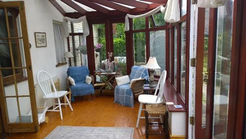 Conservatory at Billericay family house, B1663 (photo 9)