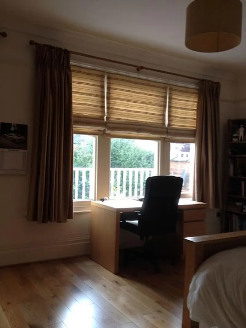 Study at Film location E409 in London (photo 35)