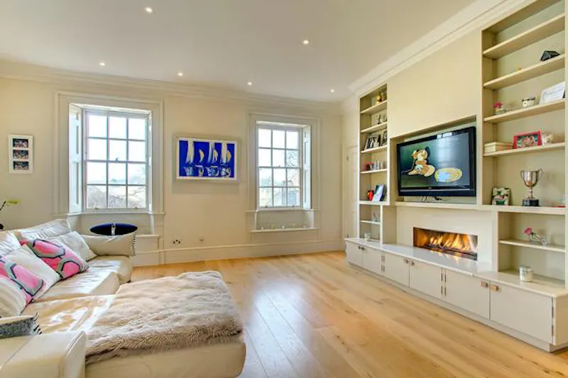 Living Room at Pretty Guildford Georgian house, A1376 (photo 18)