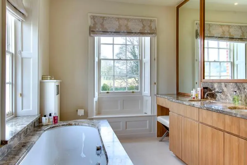 Bathroom at Pretty Guildford Georgian house, A1376 (photo 24)