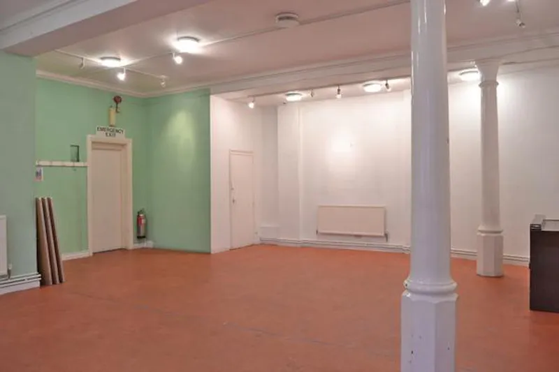 Games room at Victorian hall in Brixton, N394 (photo 6)
