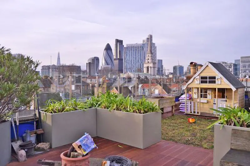 Spitalfields roof terrace, Q102 (photo 1)