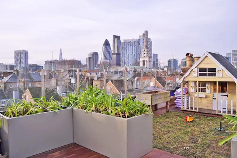 Views - city at Spitalfields roof terrace, Q102 (photo 2)