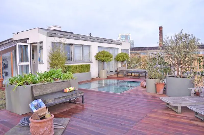 Spitalfields roof terrace, Q102 (photo 8)