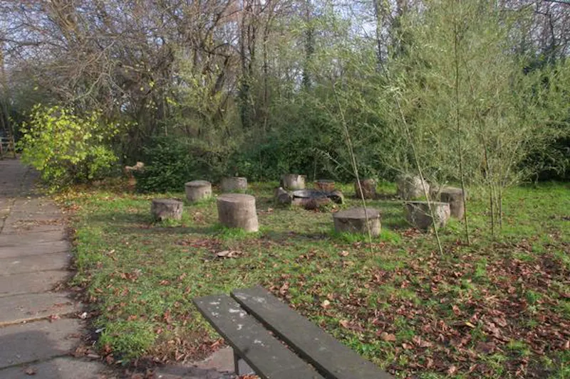 Film location J213 in London (photo 85)