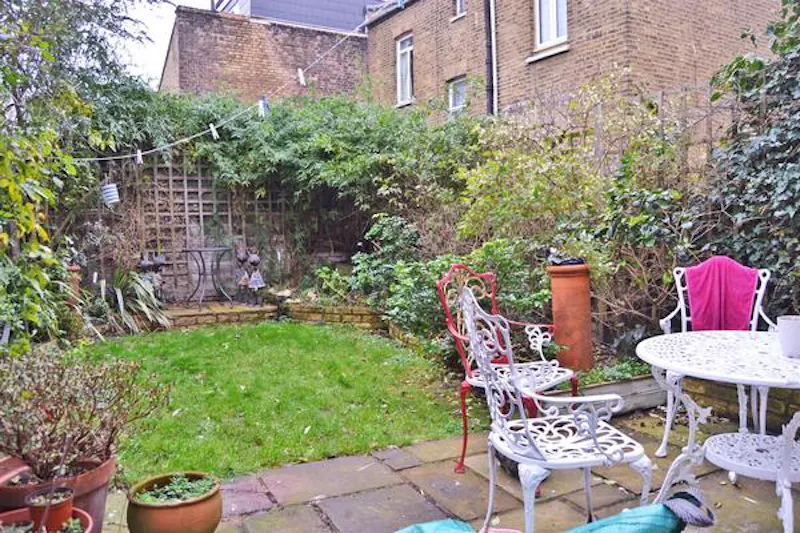 Garden at Brixton terraced house, B1666 (photo 14)