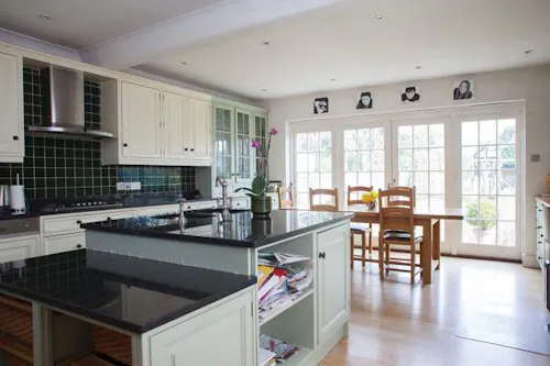 Elegant Ealing house, B1667