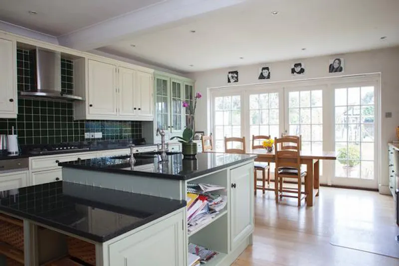 French doors at Elegant Ealing house, B1667 (photo 1)