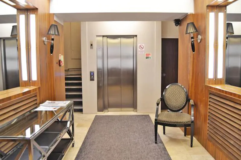 Lift at Smart St John's Wood apartment, F1075 (photo 20)