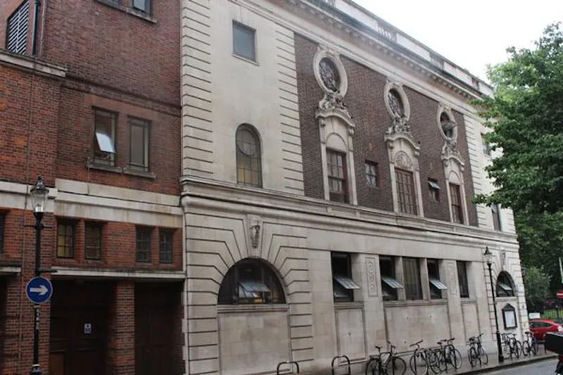 Opulent Bayswater ballroom, Q105 (photo 1)