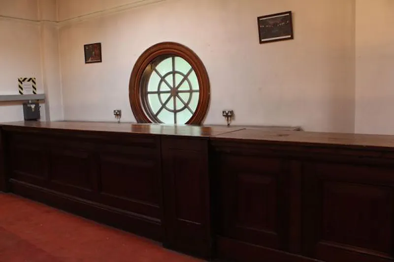 Opulent Bayswater ballroom, Q105 (photo 8)