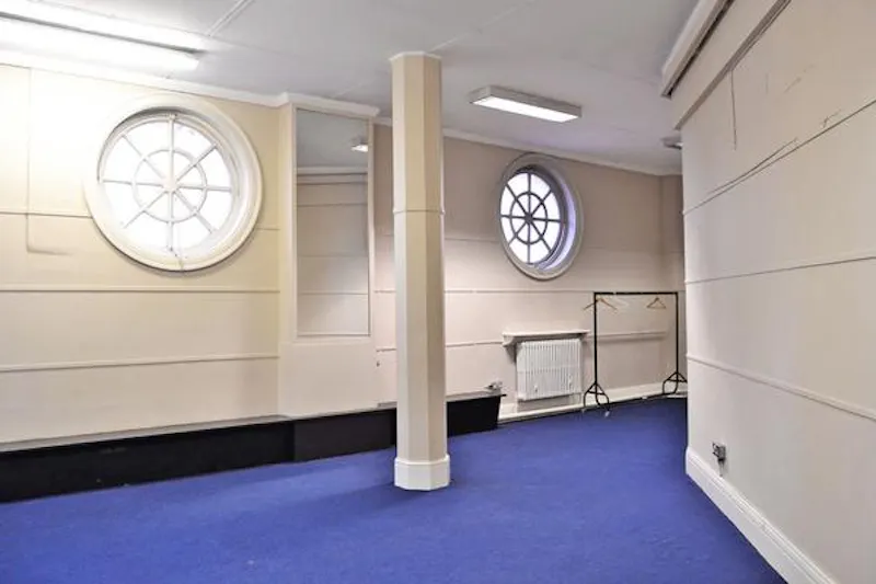 Opulent Bayswater ballroom, Q105 (photo 14)
