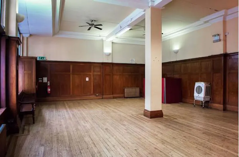 Panelling at Opulent Bayswater ballroom, Q105 (photo 25)