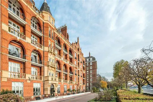 Hurlingham mansion flat, F1076