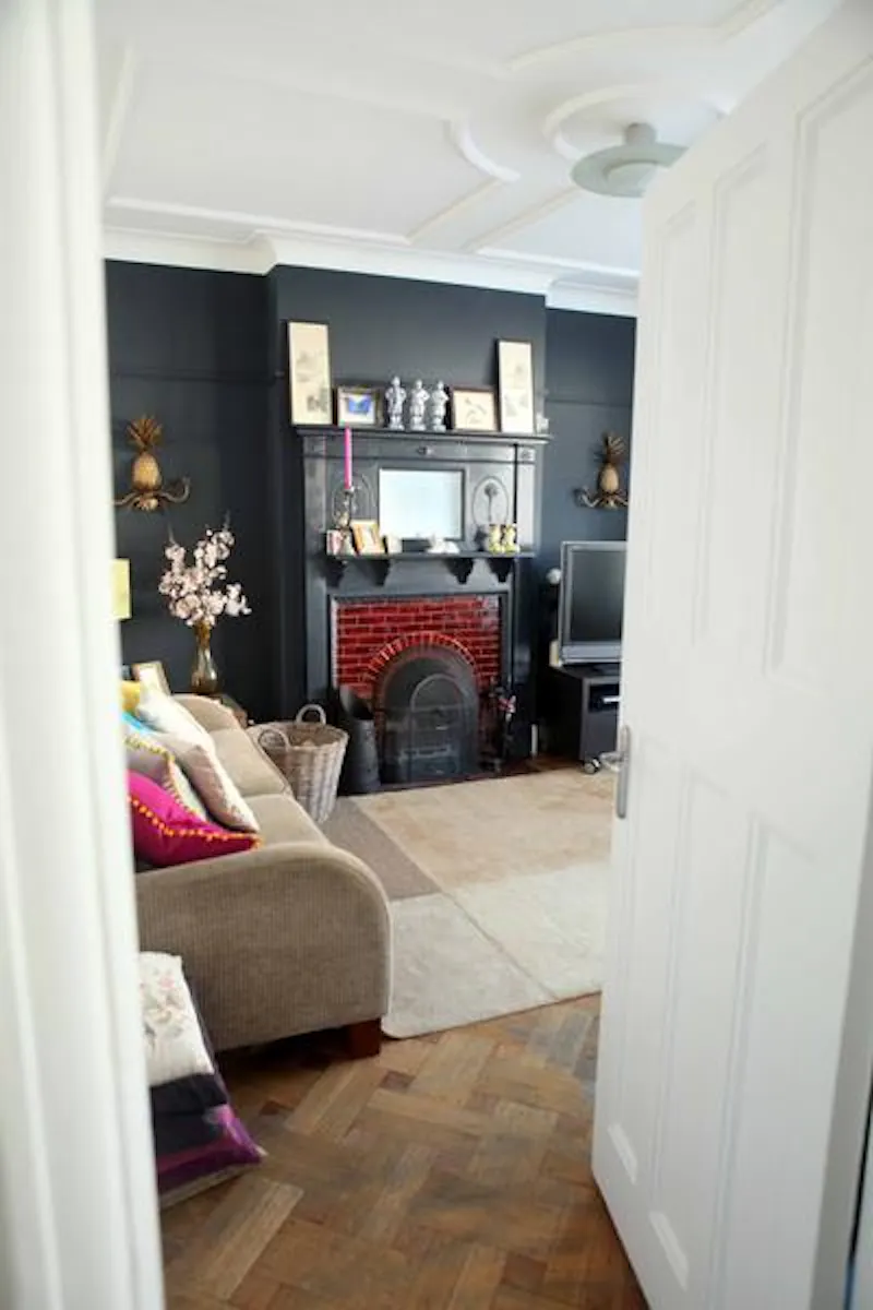 Film location D2210 in London (photo 20)
