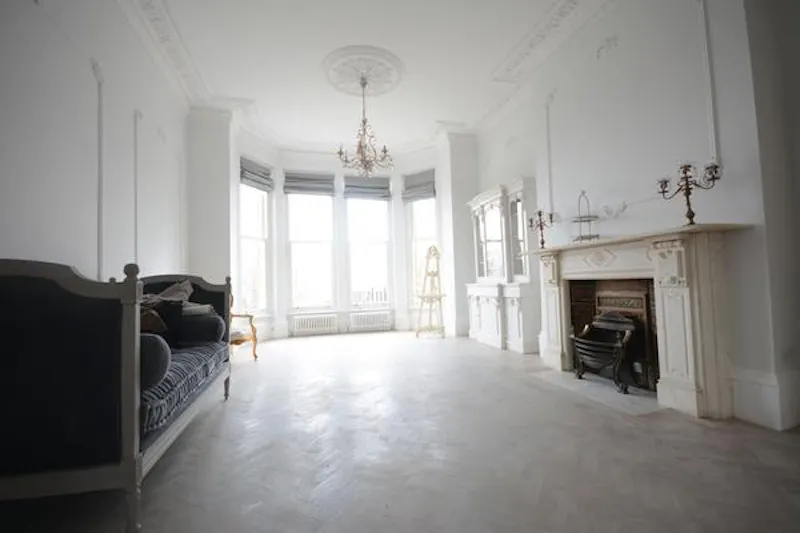 Norwood location house, B1669 (photo 5)