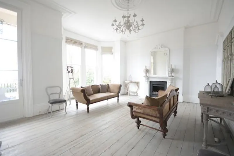 Norwood location house, B1669 (photo 6)