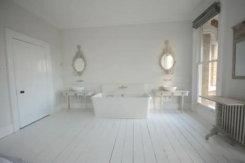 Norwood location house, B1669 (photo 12)